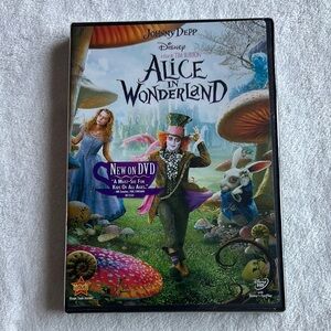 Alice in Wonderland DVD 2010 Tim Burton New Sealed